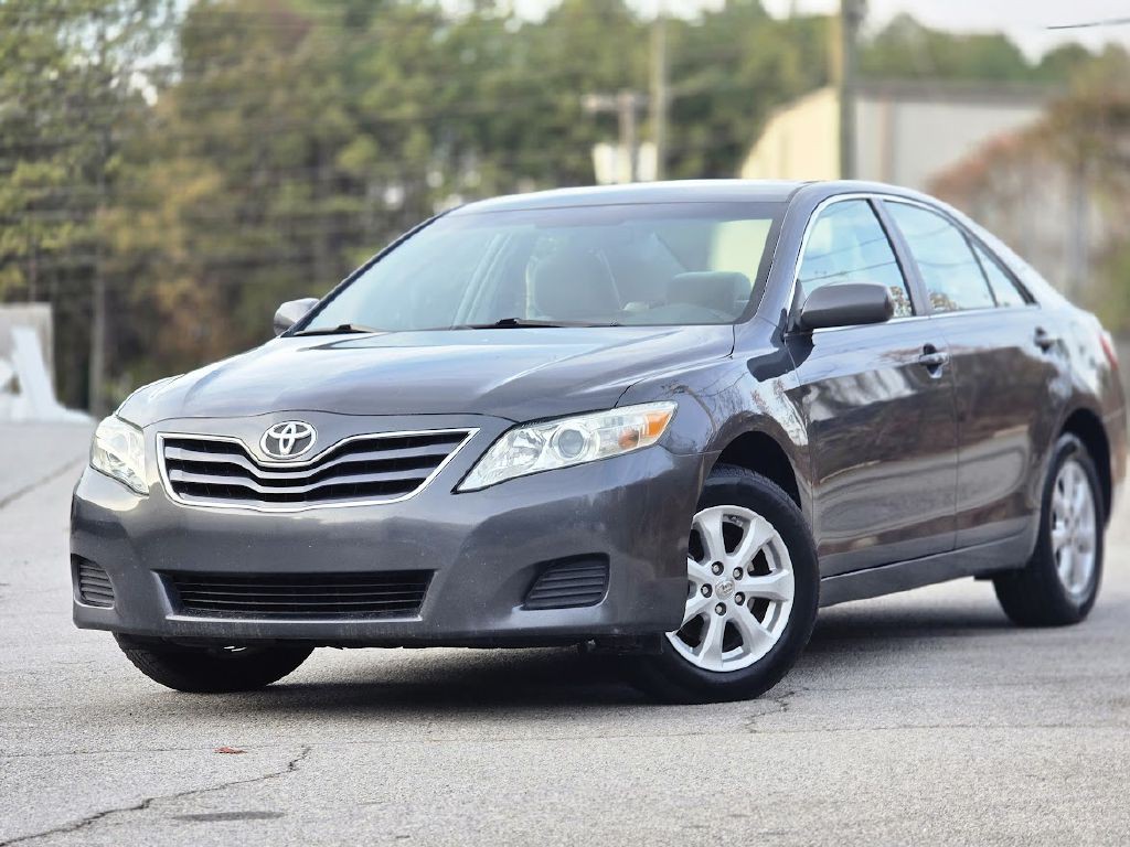 2011 Toyota Camry Image 1