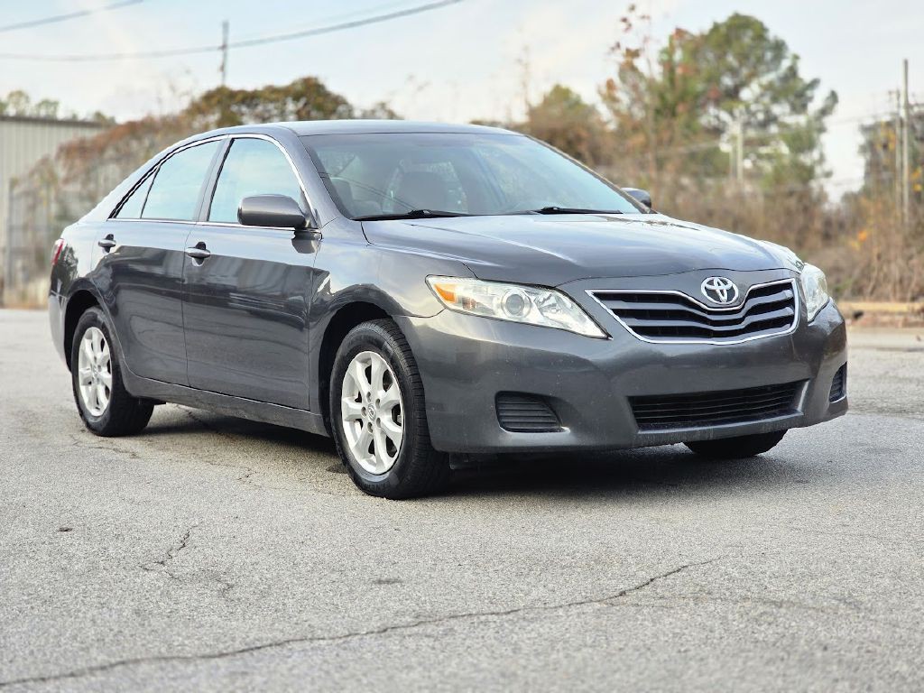 2011 Toyota Camry Image 10