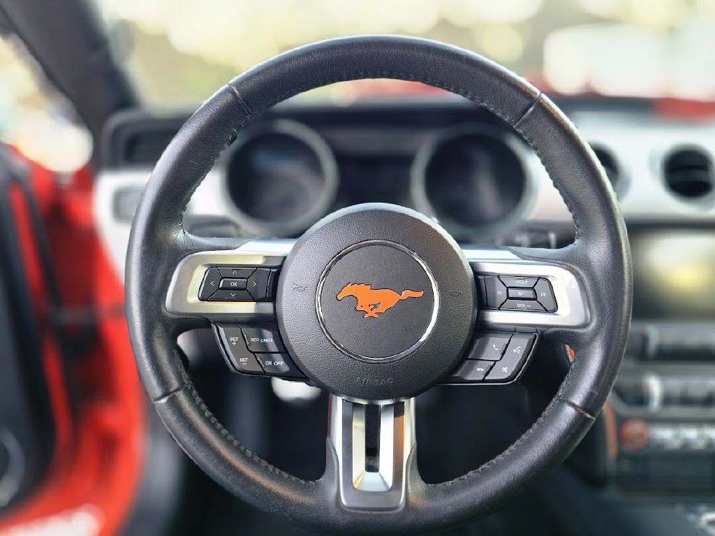 2015 Ford Mustang Image 28