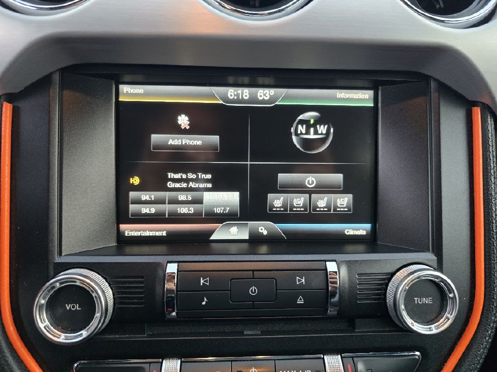 2015 Ford Mustang Image 31