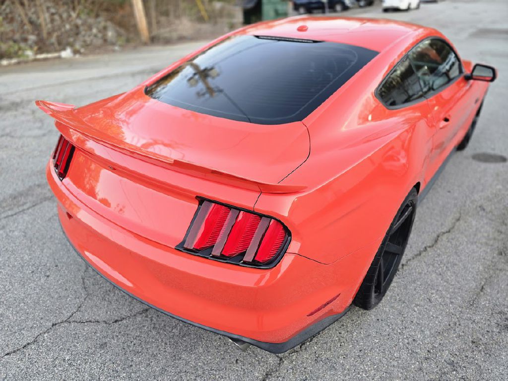 2015 Ford Mustang Image 12