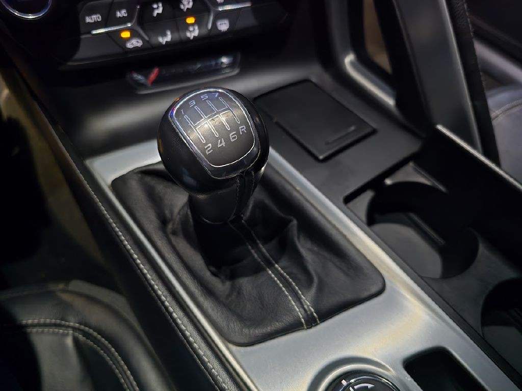 2014 Chevrolet Corvette Image 16