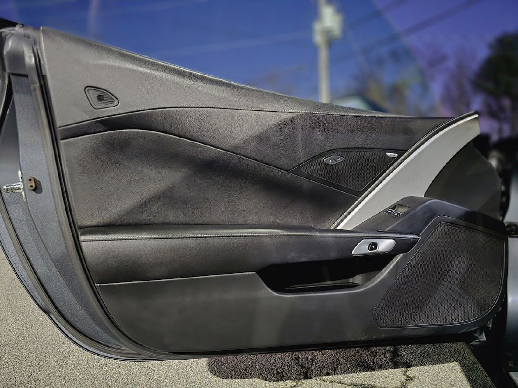 2014 Chevrolet Corvette Image 22