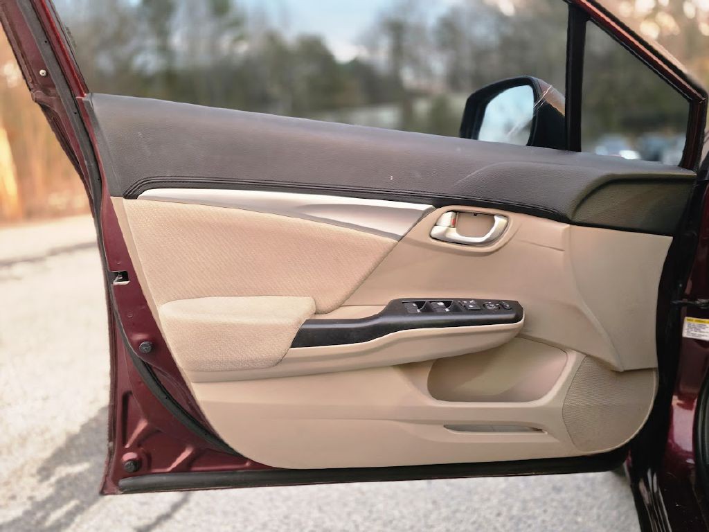 2013 Honda Civic Image 26