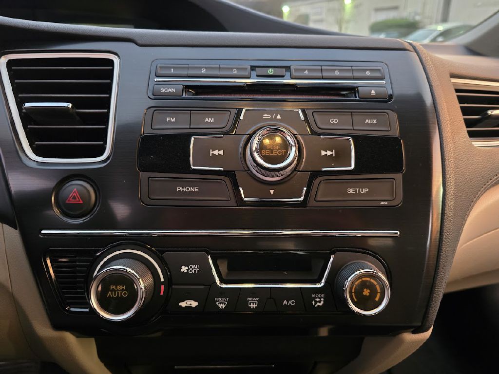 2013 Honda Civic Image 27