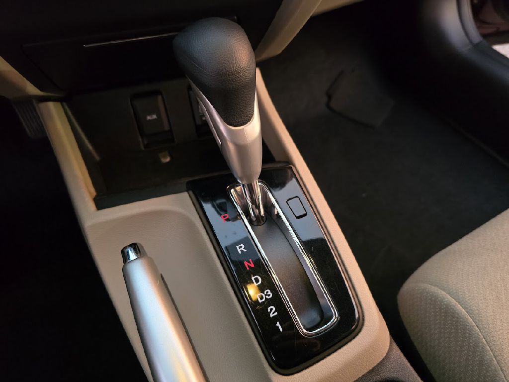 2013 Honda Civic Image 28