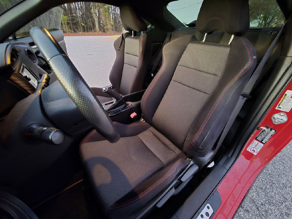 2013 Subaru BRZ Image 16