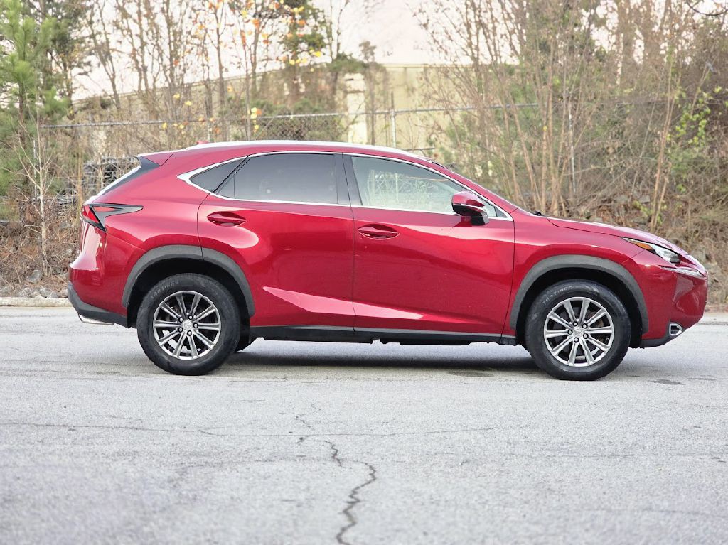 2015 Lexus NX 200t Image 9