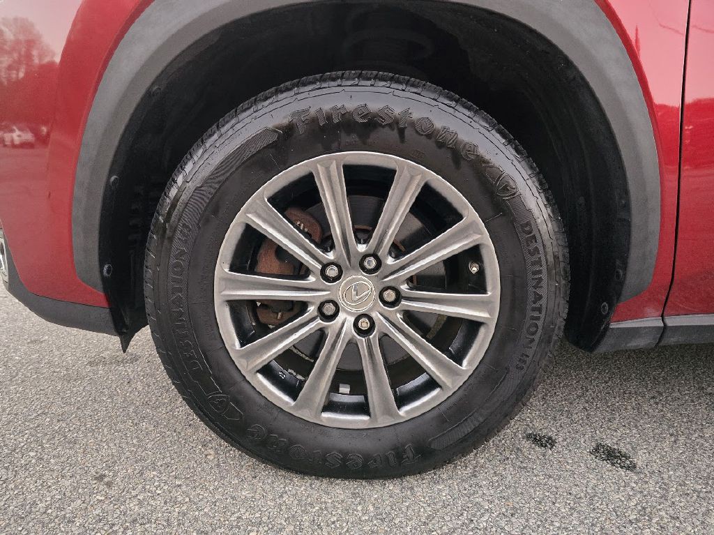 2015 Lexus NX 200t Image 12