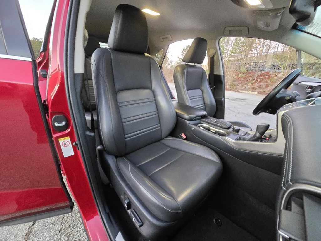 2015 Lexus NX 200t Image 16