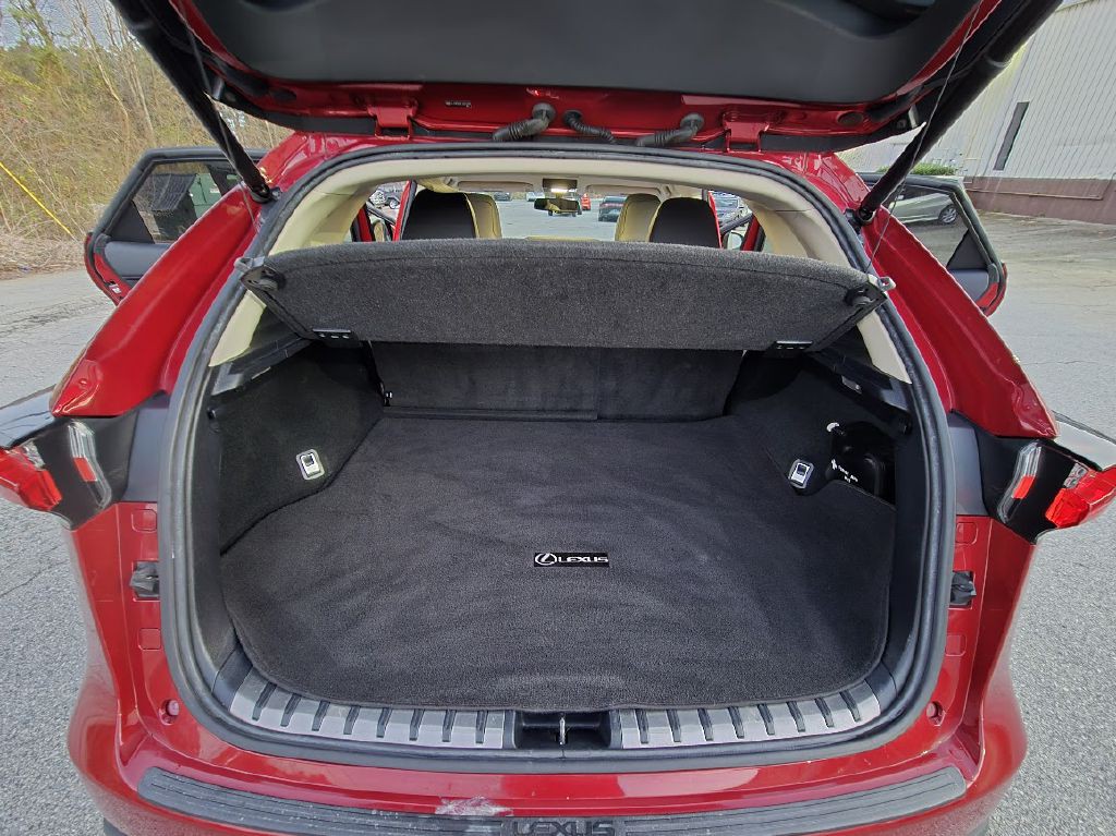 2015 Lexus NX 200t Image 23