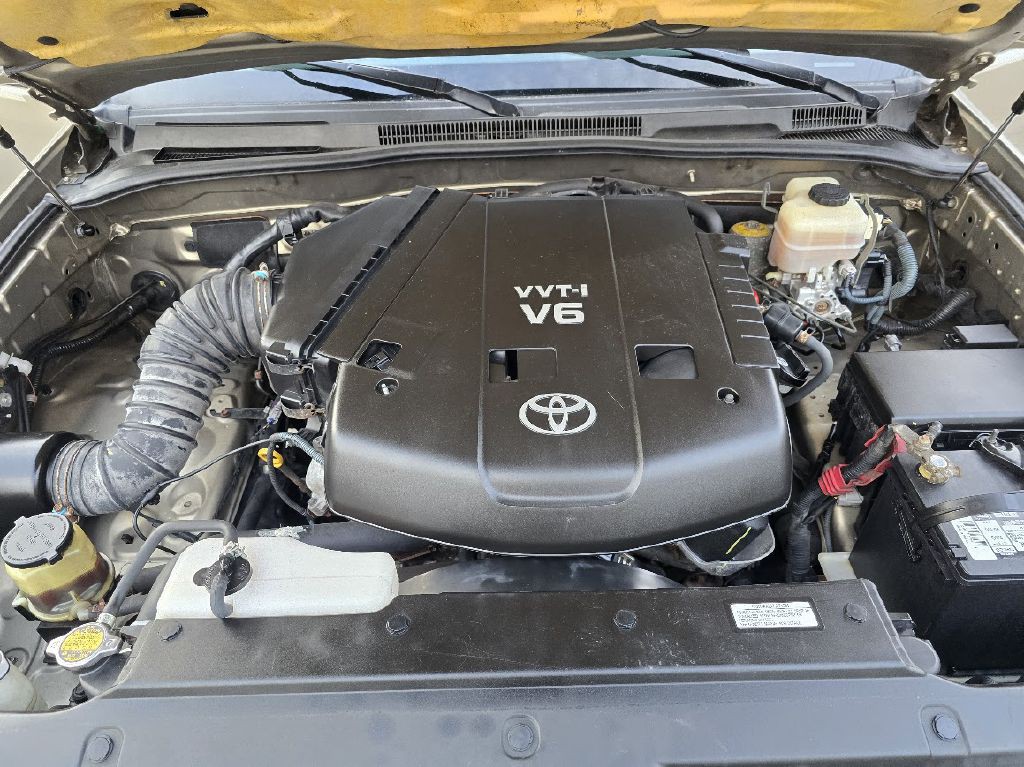 2008 Toyota 4Runner Image 12