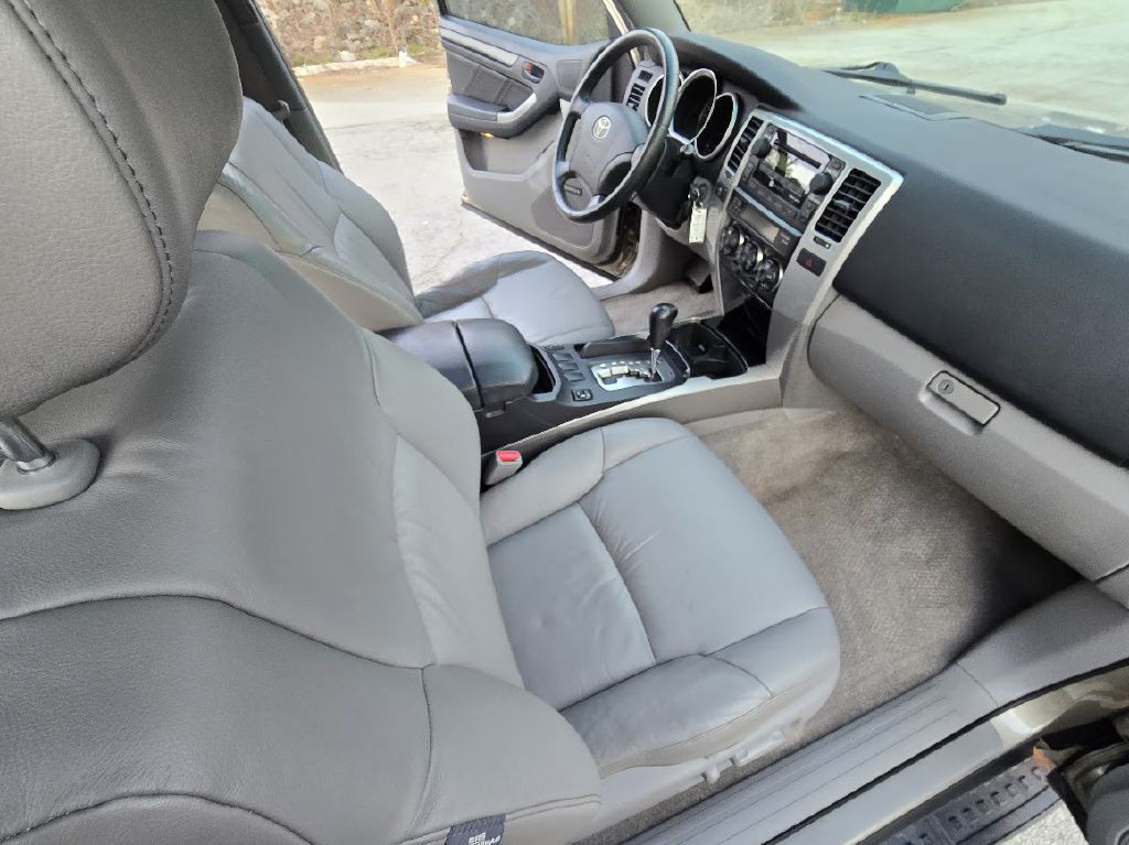 2008 Toyota 4Runner Image 19