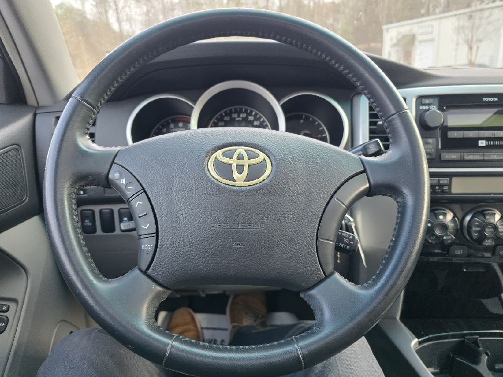2008 Toyota 4Runner Image 30