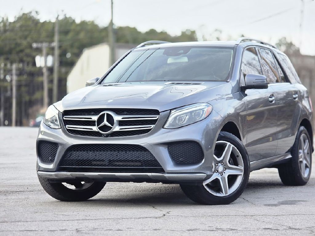 2017 Mercedes-Benz GLE-Class Image 2
