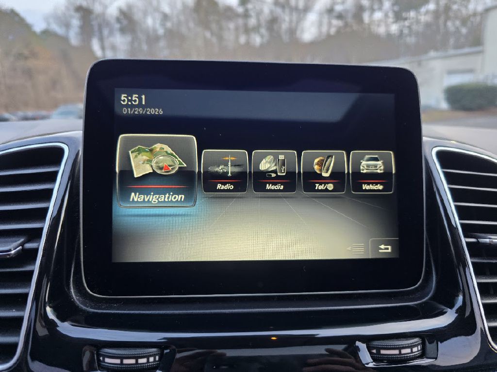 2017 Mercedes-Benz GLE-Class Image 30