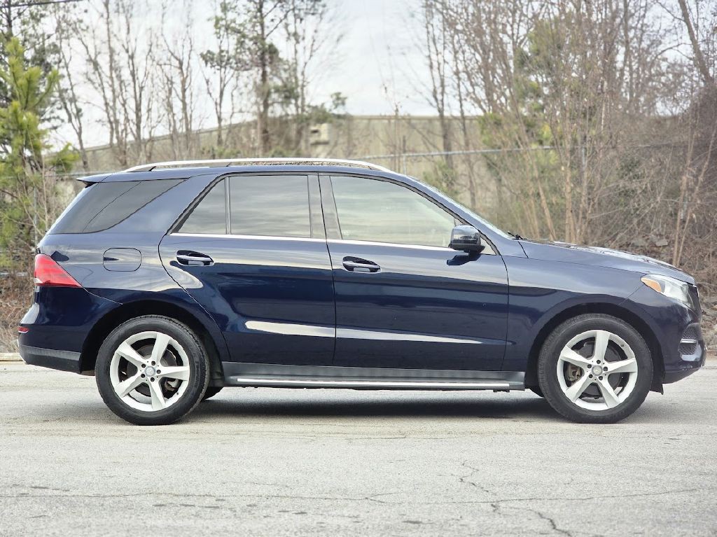 2016 Mercedes-Benz GLE-Class Image 8