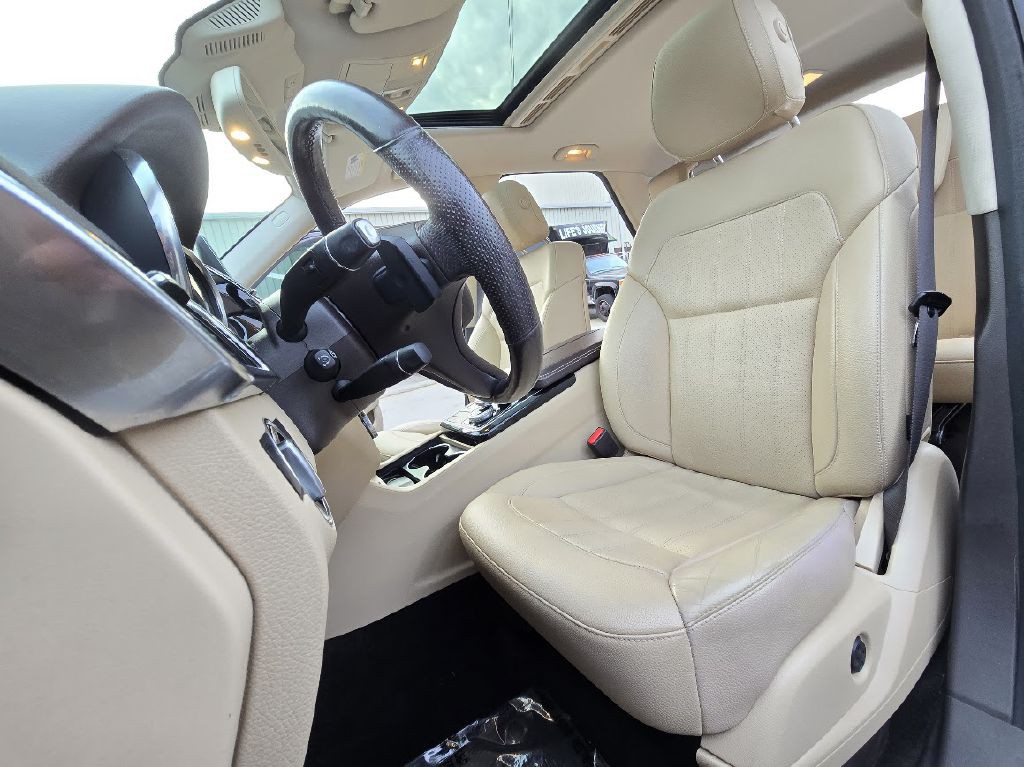 2016 Mercedes-Benz GLE-Class Image 17