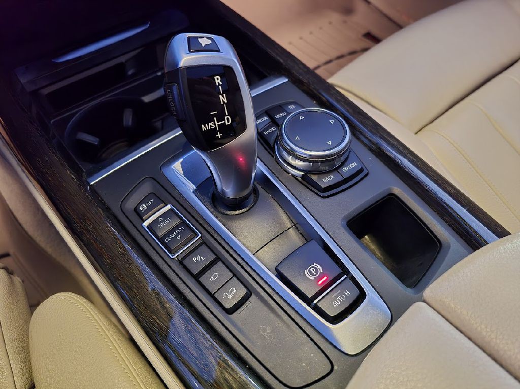 2015 BMW X5 Image 27