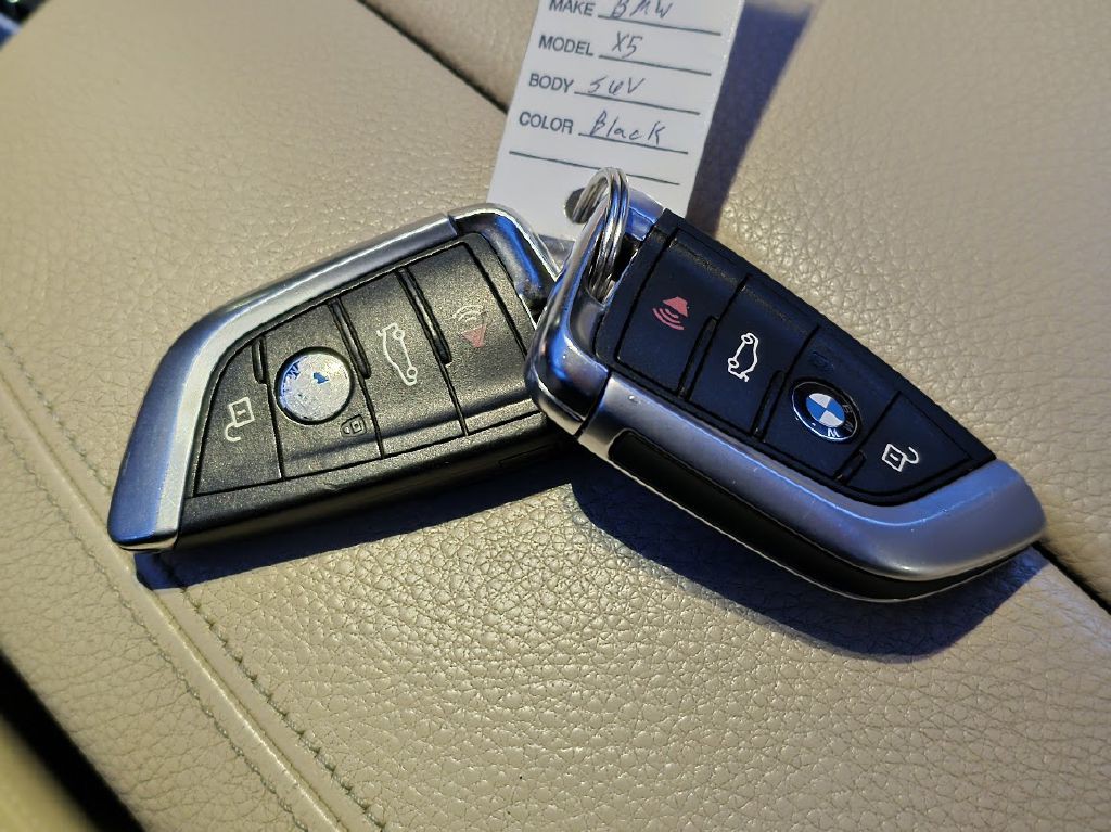 2015 BMW X5 Image 32