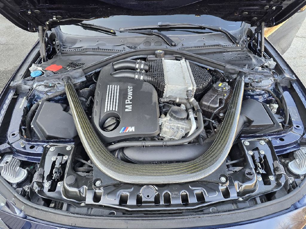 2018 BMW M4 Image 18