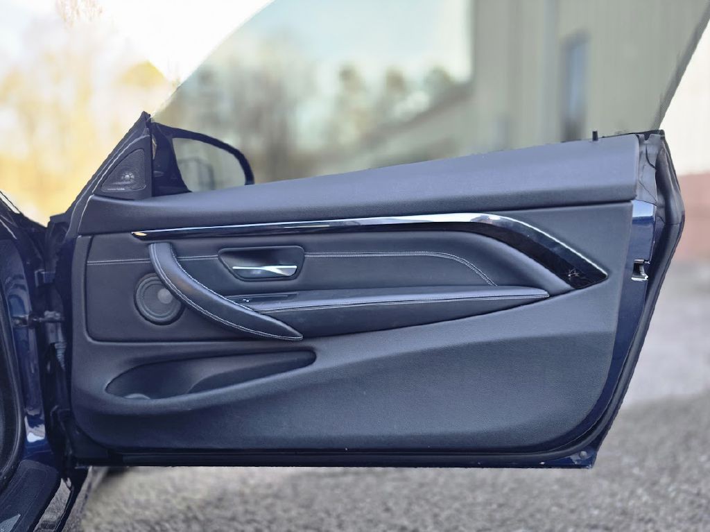 2018 BMW M4 Image 22