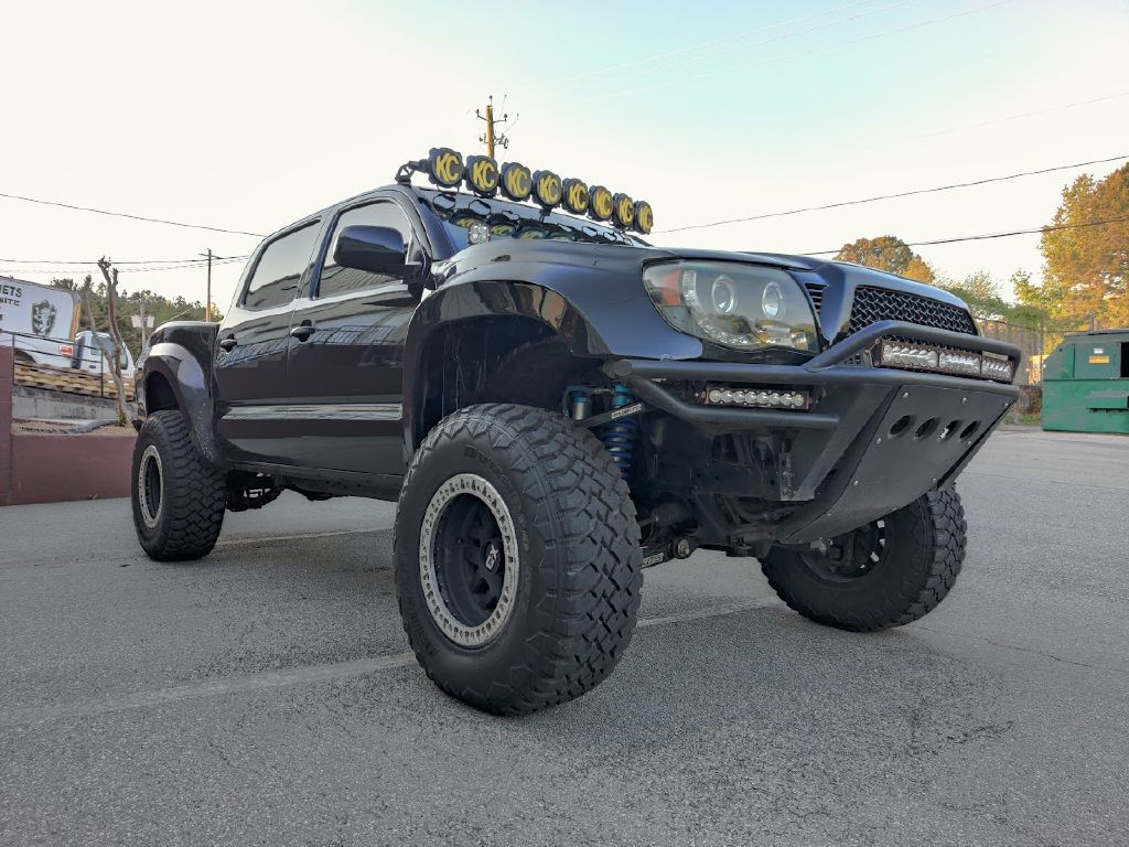 2005 Toyota Tacoma Image 12