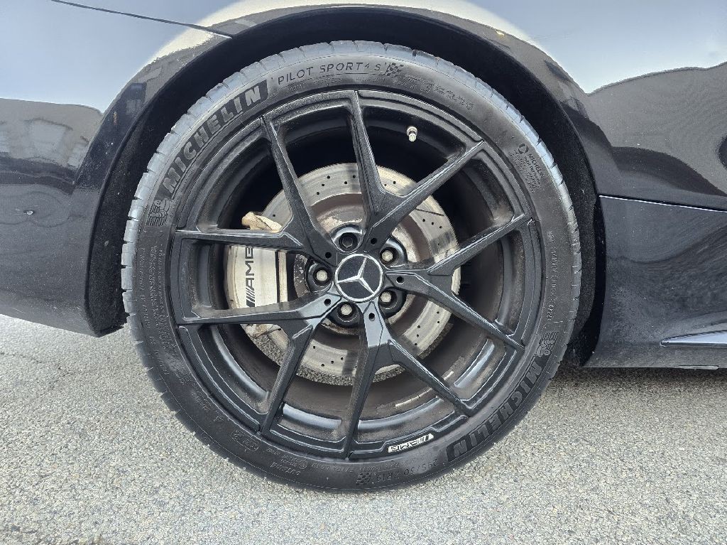 2017 Mercedes-Benz C-Class Image 20