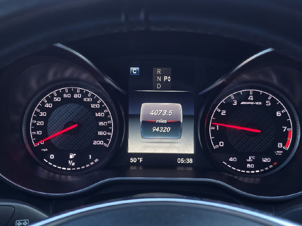 2017 Mercedes-Benz C-Class Image 38