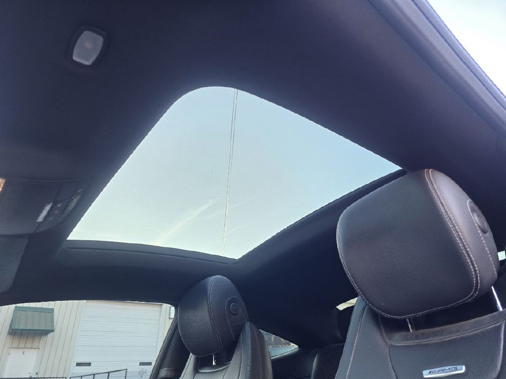 2017 Mercedes-Benz C-Class Image 39