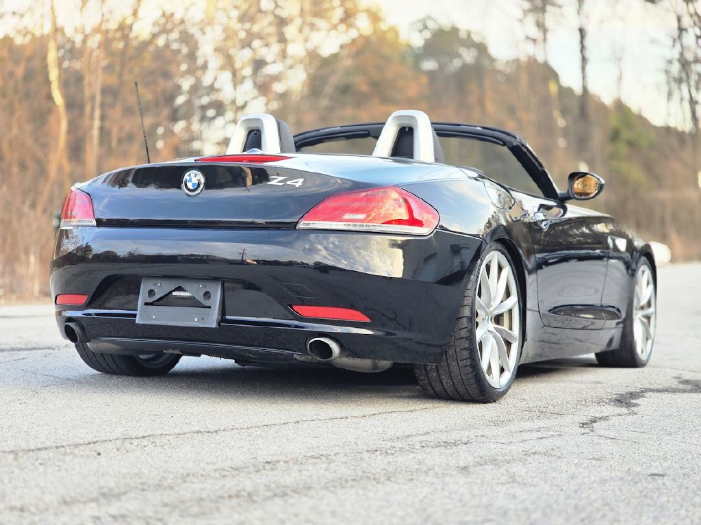 2011 BMW Z4 Image 10