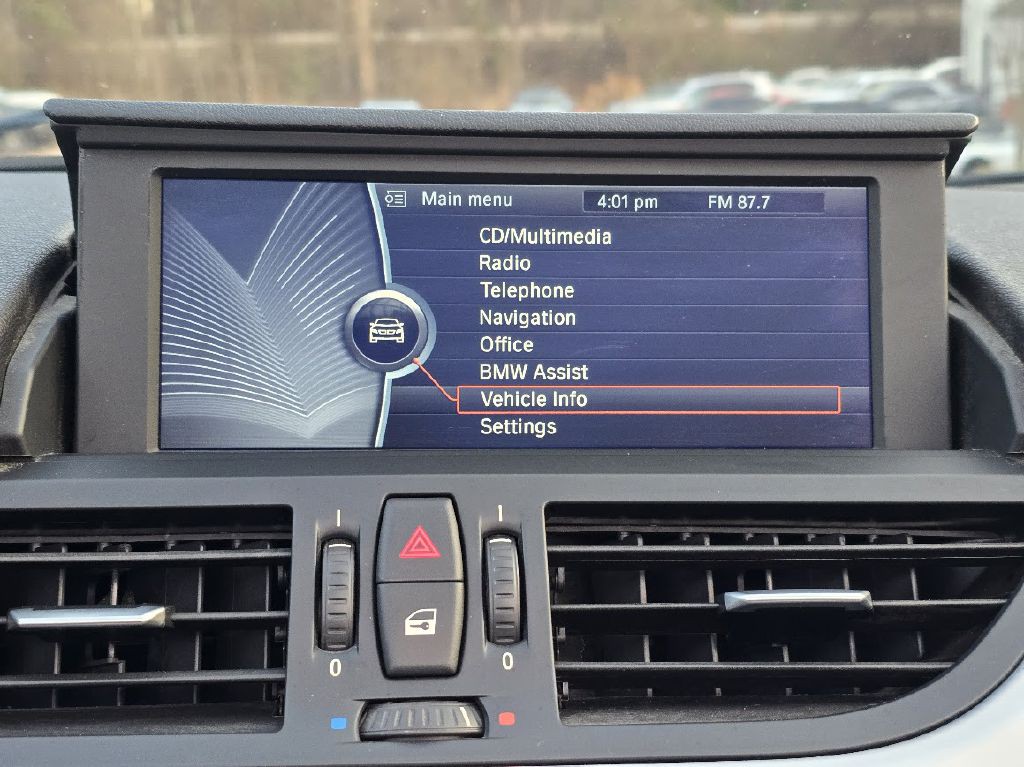 2011 BMW Z4 Image 24