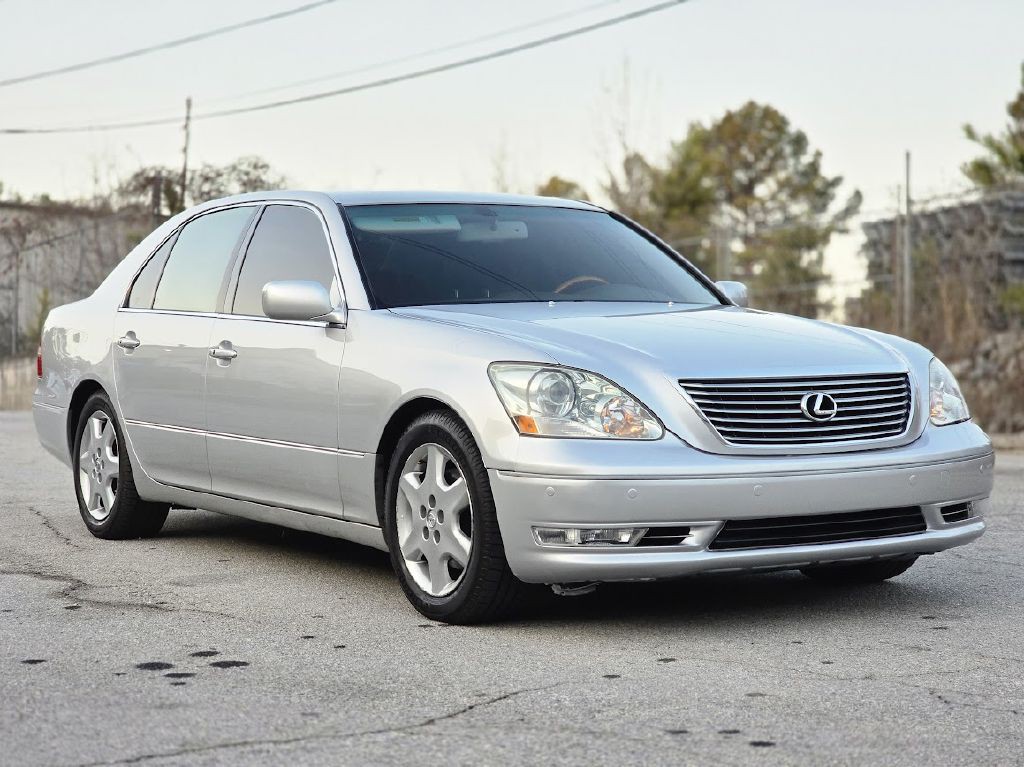 2004 Lexus LS 430 Image 12