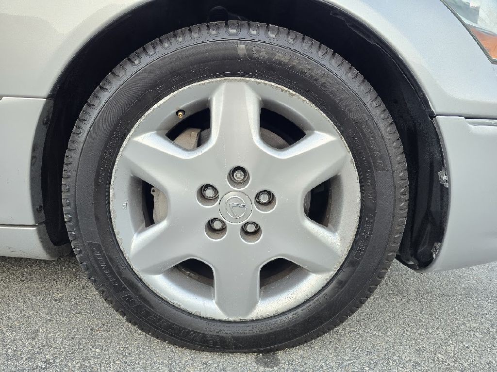 2004 Lexus LS 430 Image 20