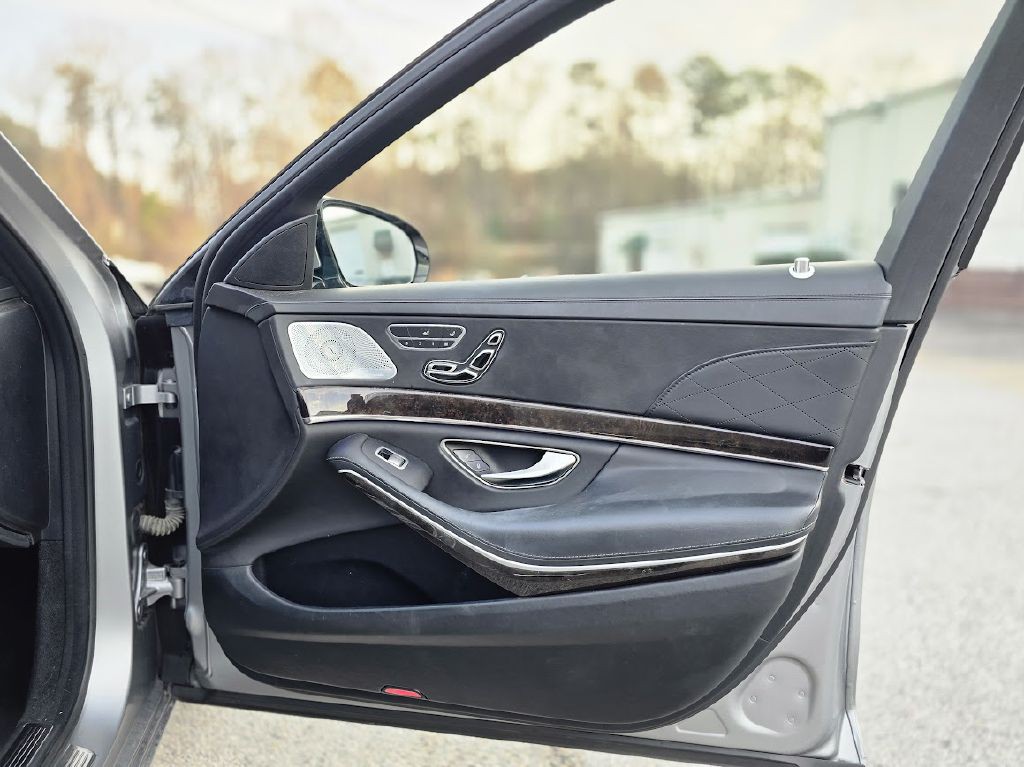 2015 Mercedes-Benz S-Class Image 22
