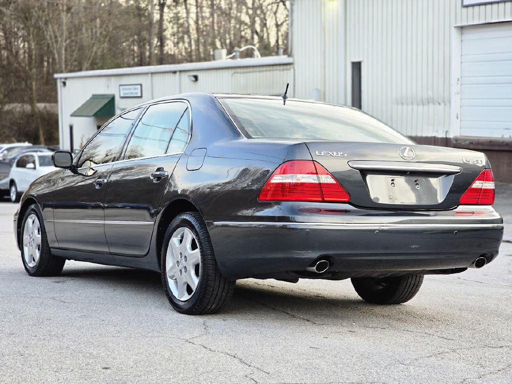 2004 Lexus LS 430 Image 5