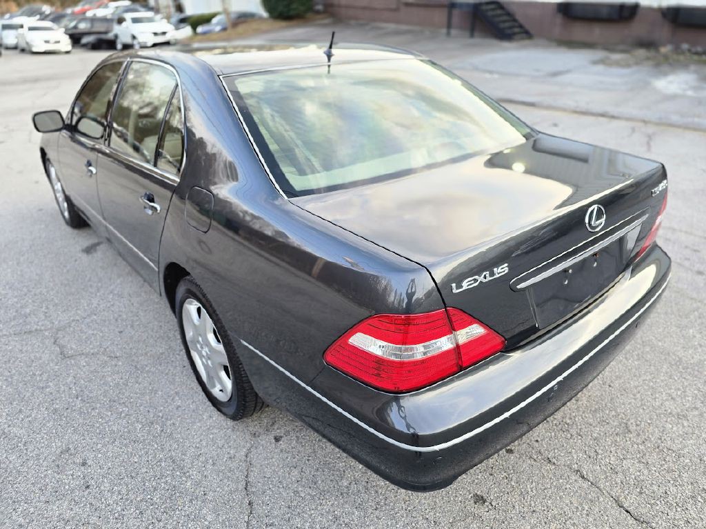 2004 Lexus LS 430 Image 6