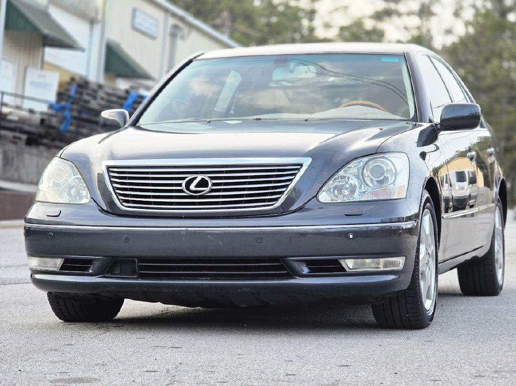 2004 Lexus LS 430 Image 14