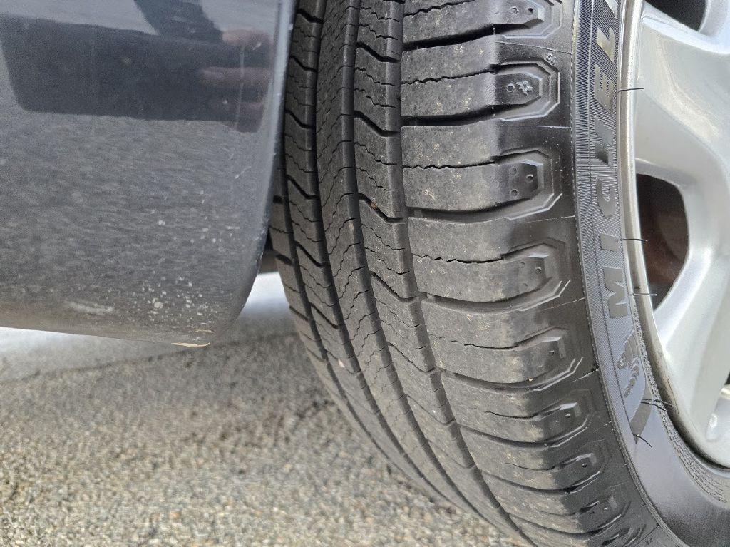 2004 Lexus LS 430 Image 20