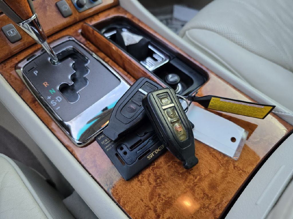 2004 Lexus LS 430 Image 44