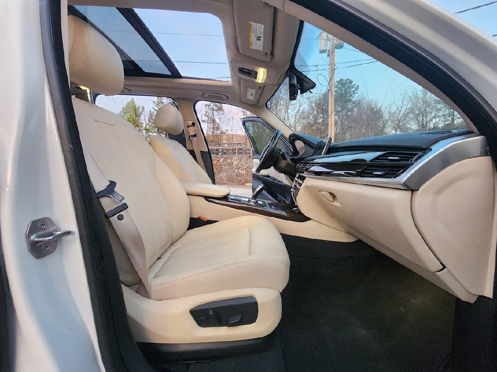 2016 BMW X5 Image 20