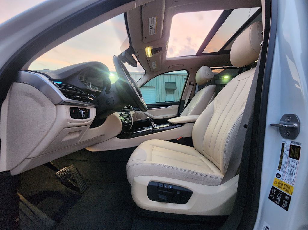 2016 BMW X5 Image 30