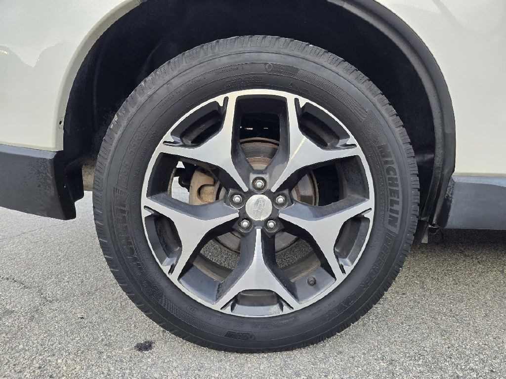 2014 Subaru Forester Image 15