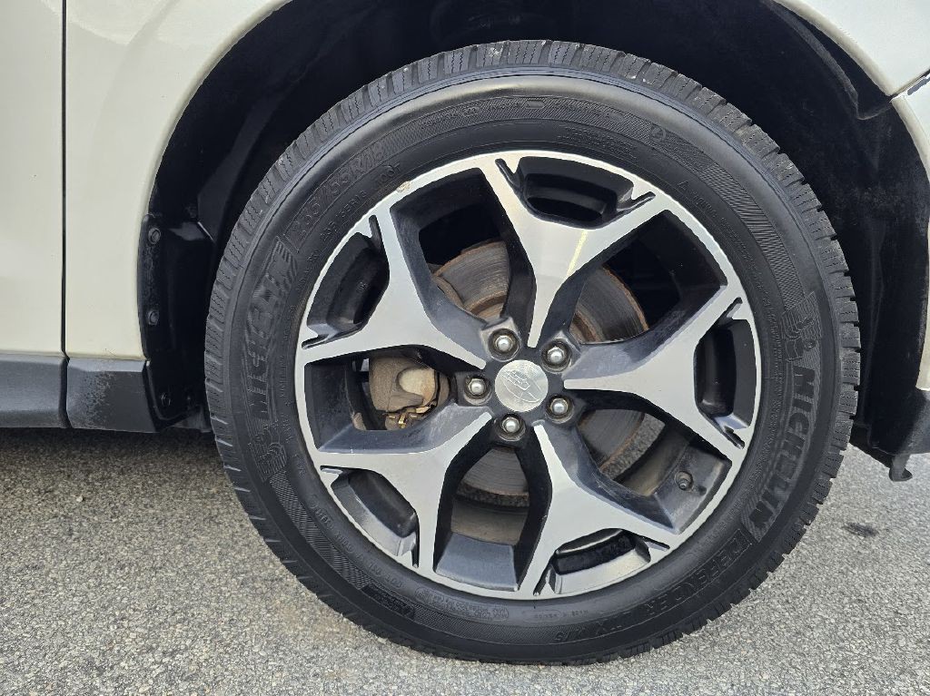 2014 Subaru Forester Image 16