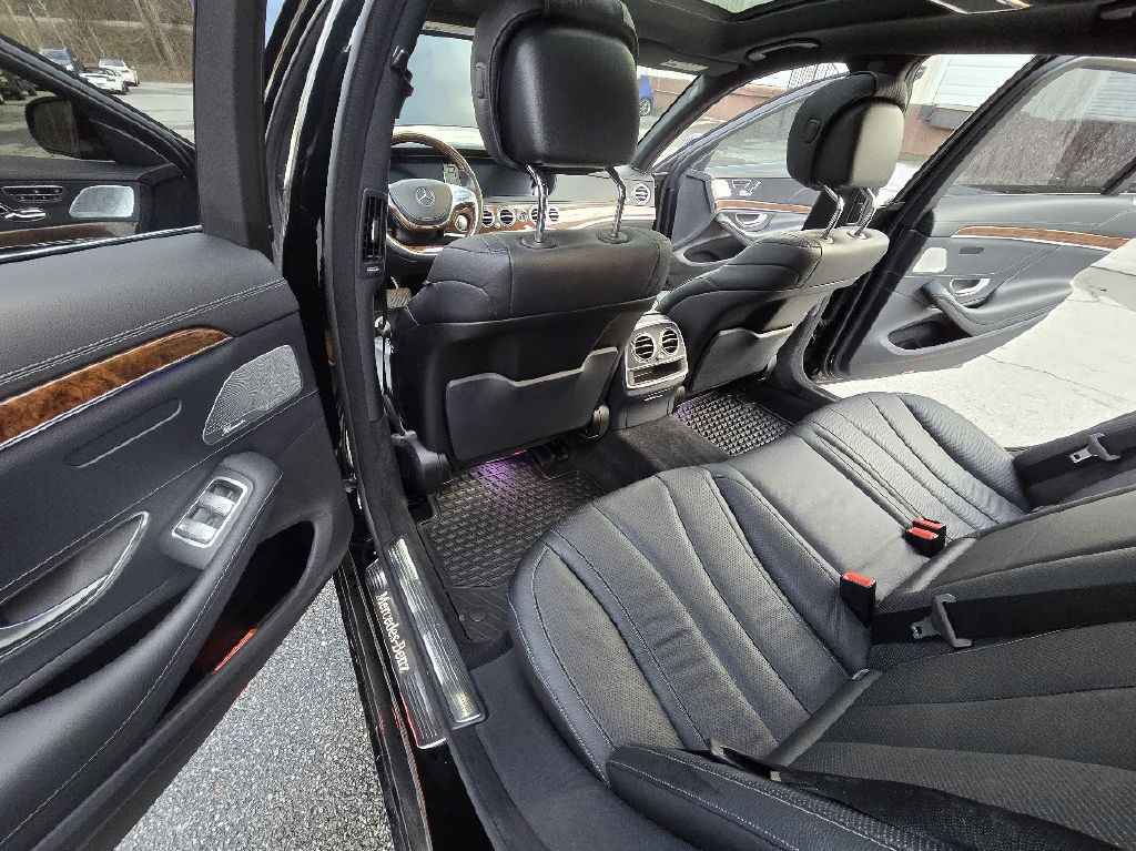 2015 Mercedes-Benz S-Class Image 27