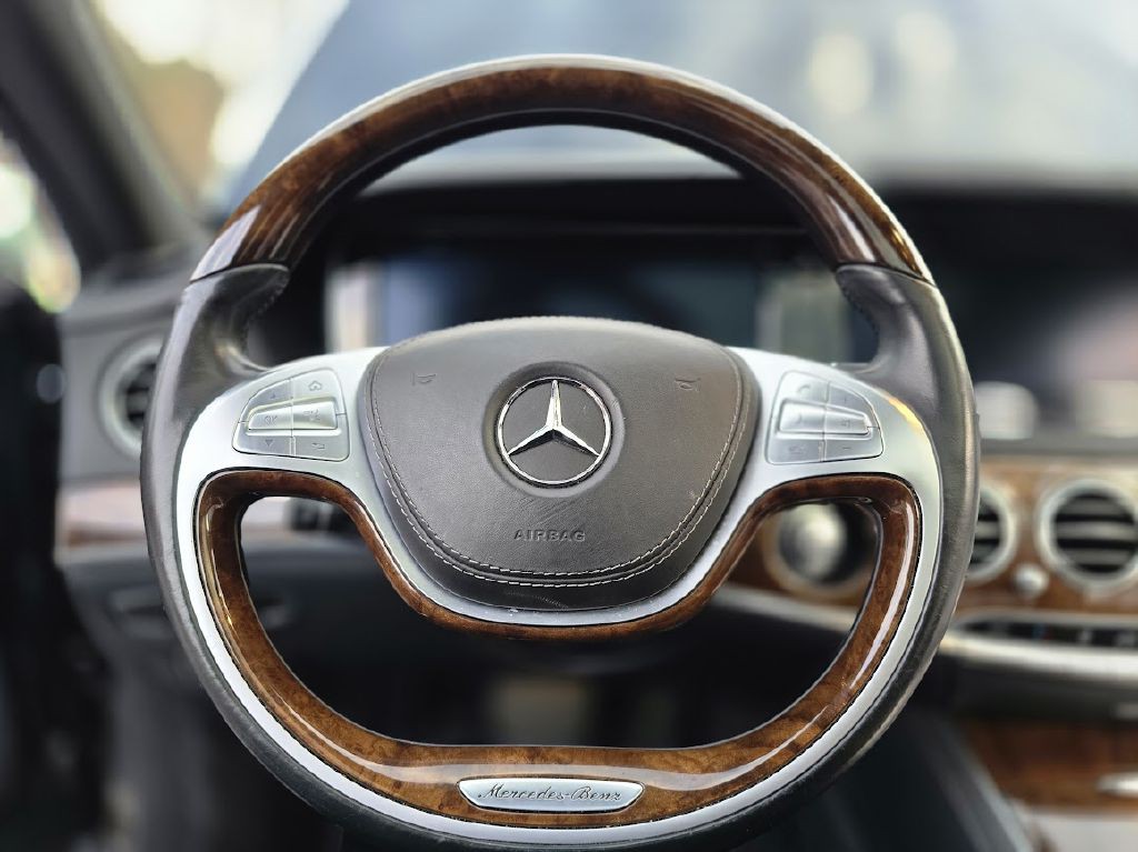 2015 Mercedes-Benz S-Class Image 31