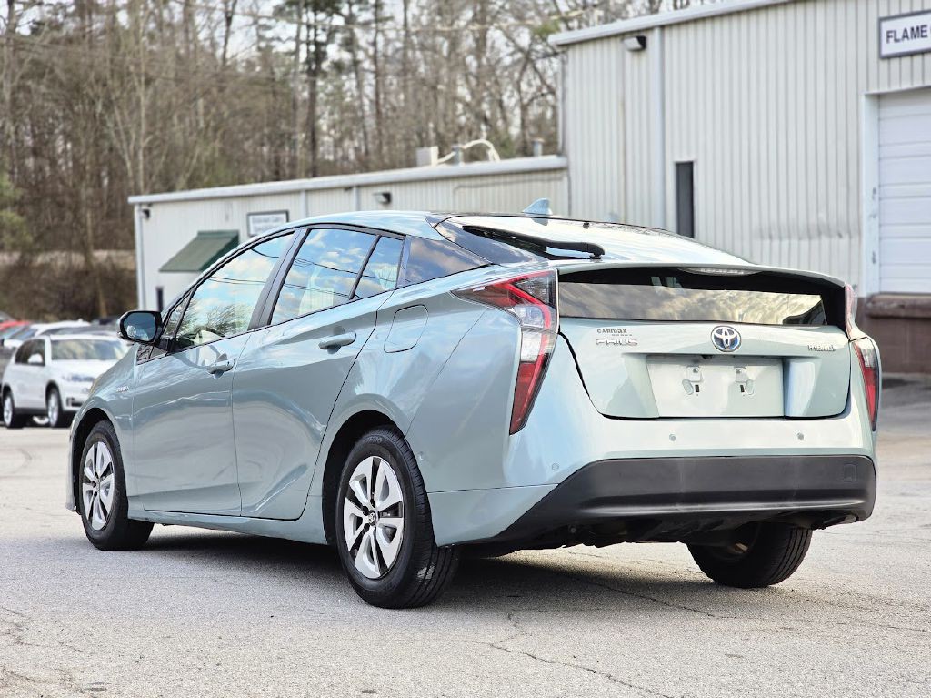 2017 Toyota Prius Image 5