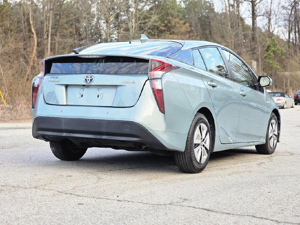 2017 Toyota Prius Image 9