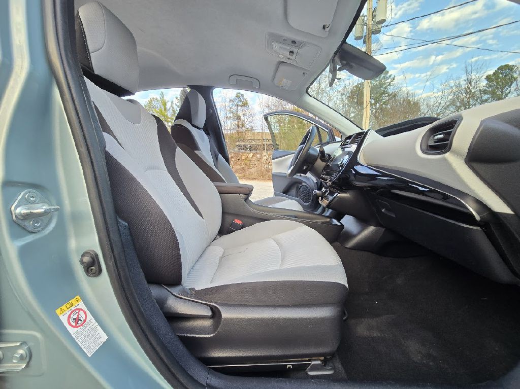 2017 Toyota Prius Image 23