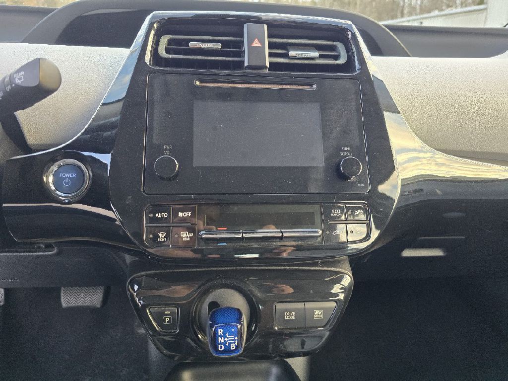 2017 Toyota Prius Image 29